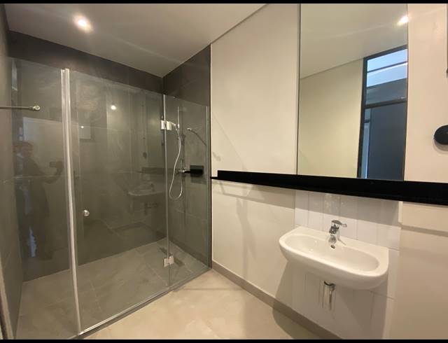 1 BEDROOM APARTMENT FOR SALE IN SANDOWN